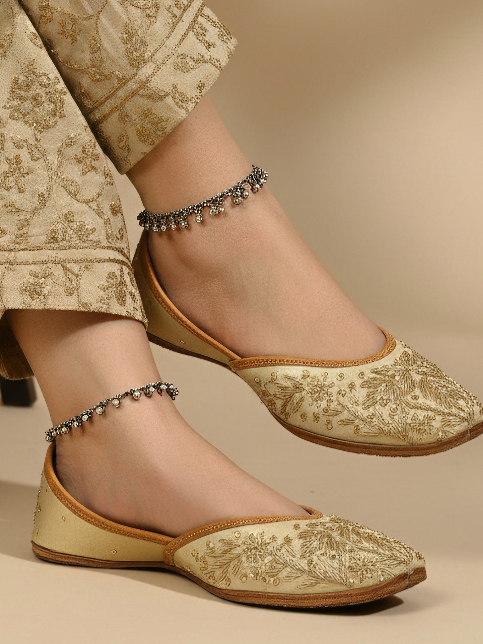 Handcrafted Golden Embroidery Designed  Jutti