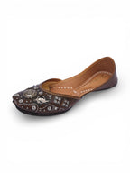 Metal work Bird Design in Leather Jutti