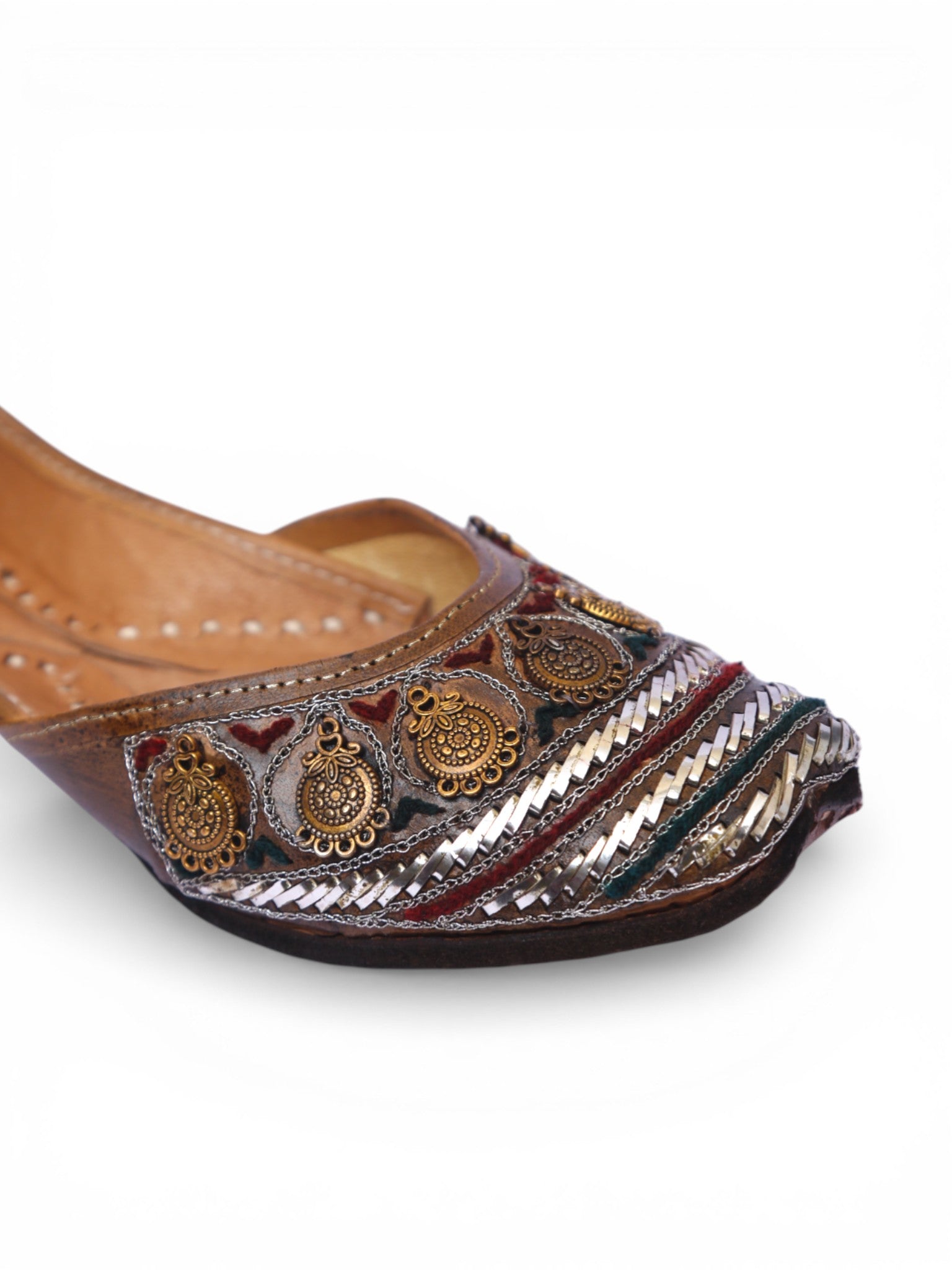 Elegant Mukaish Work on Leather Jutti