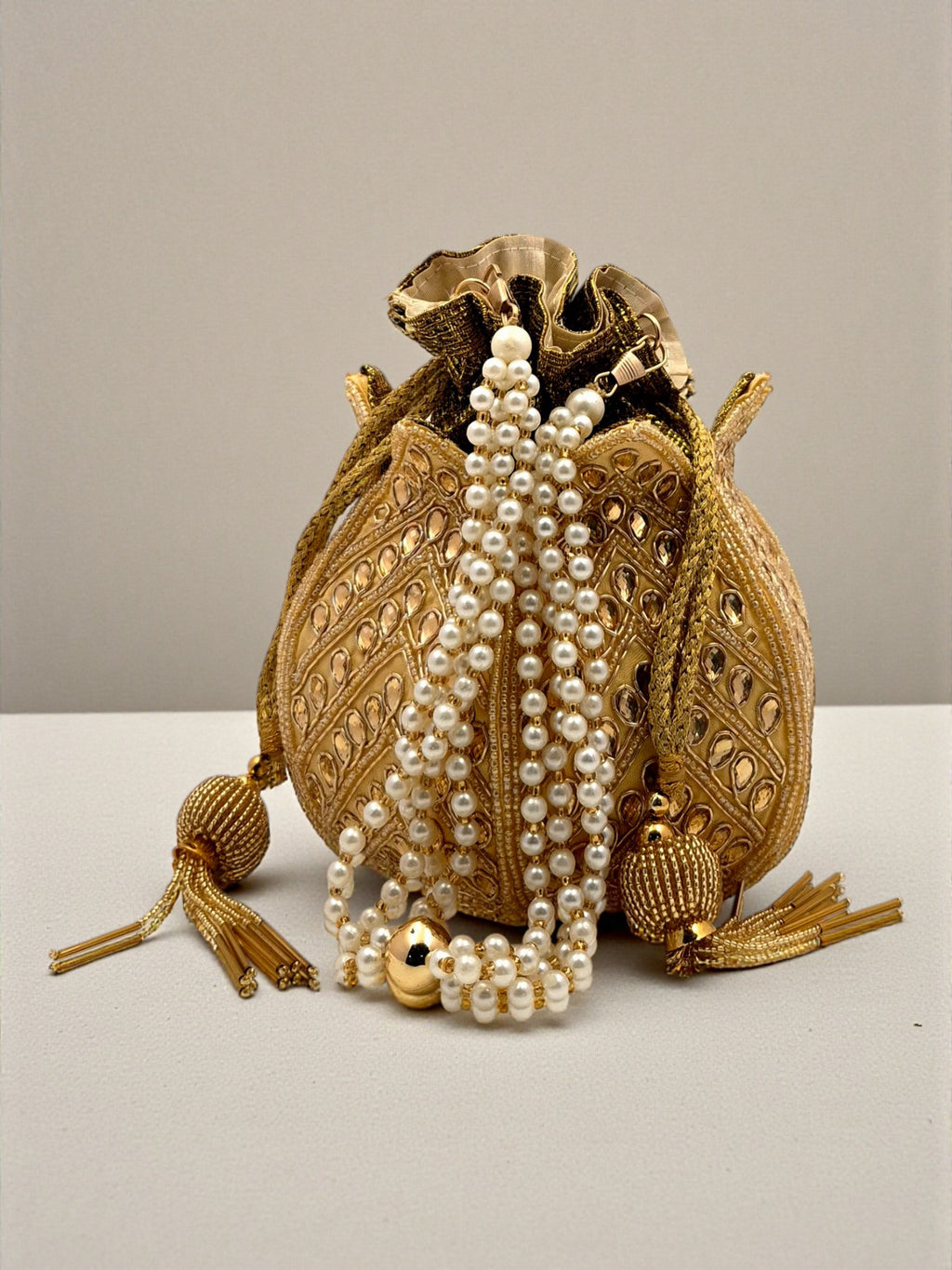 Sunehri Pearl Potli Pearl Chain
