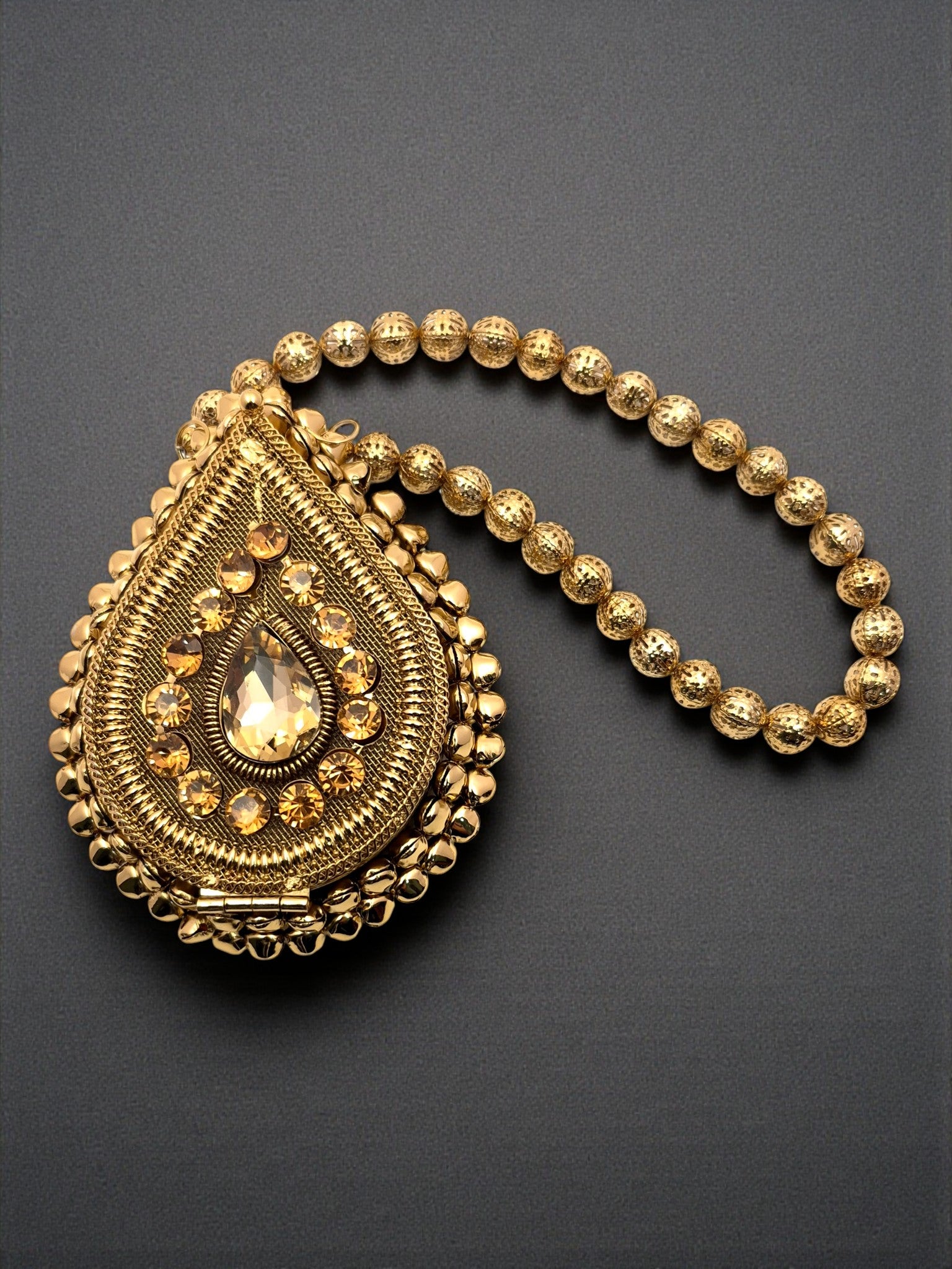 Handcrafted Ethnic Mini Noor Mahal Batua