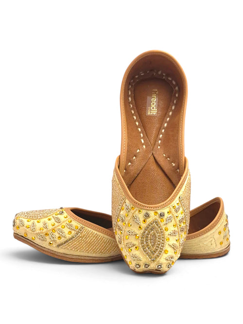 Honey Glow Steps Jutti
