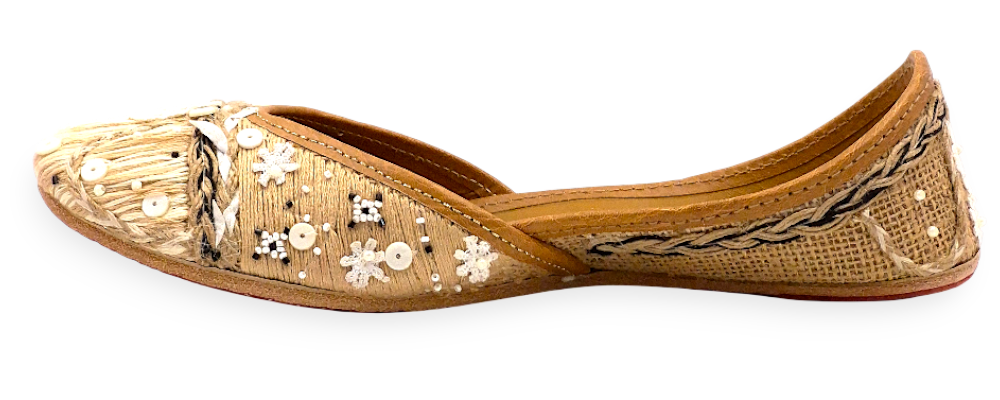 Jute handmade jutti with ribbon work