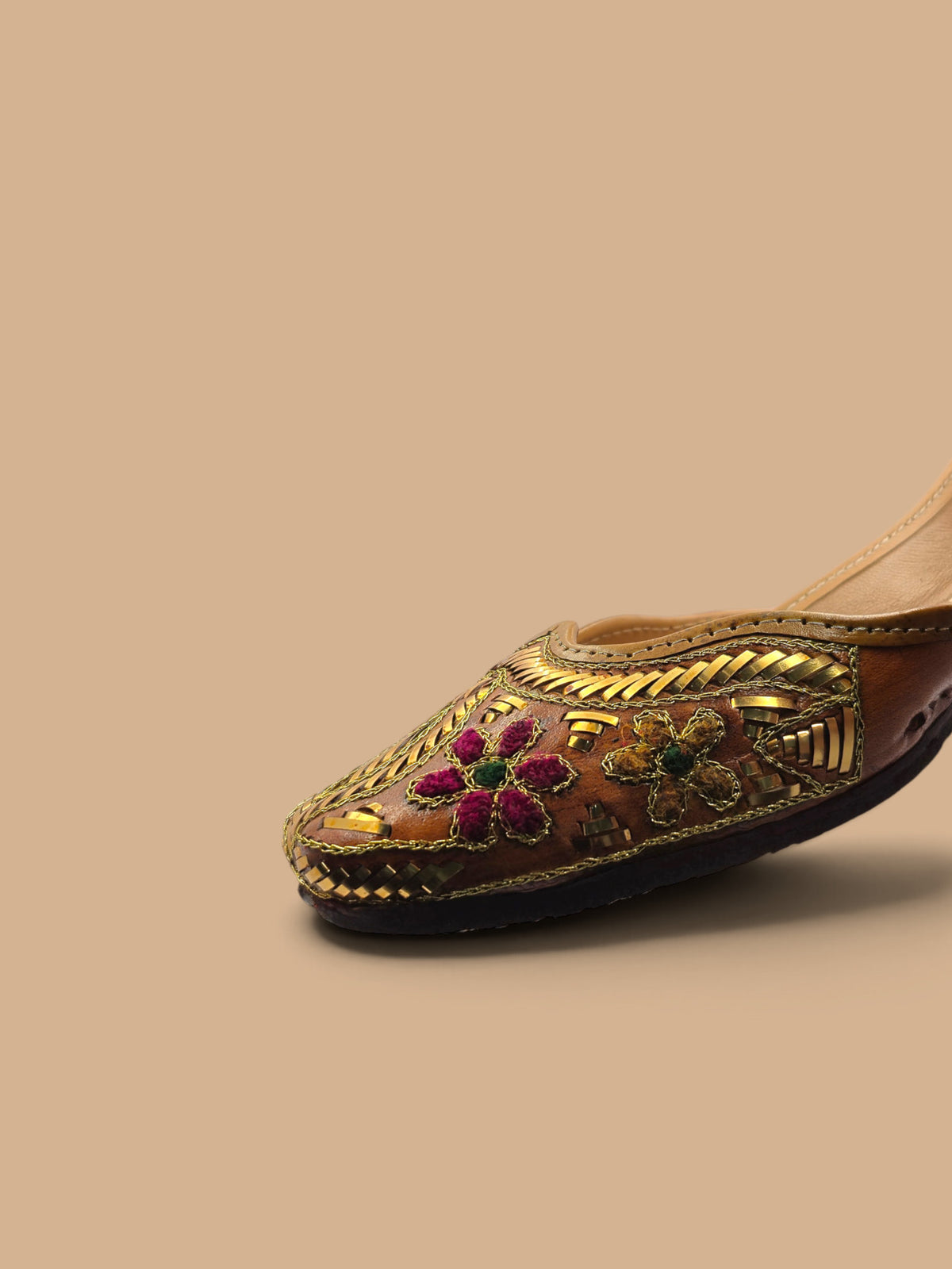 Sunehri Phulkari