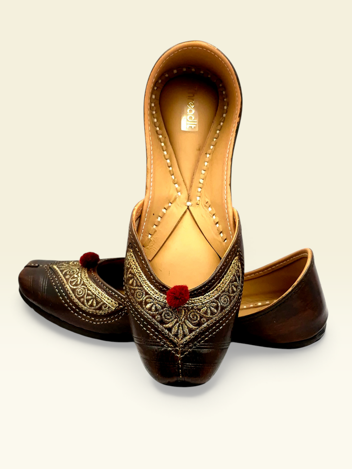 Traditional Heritage Jutti (Crimson Pop)