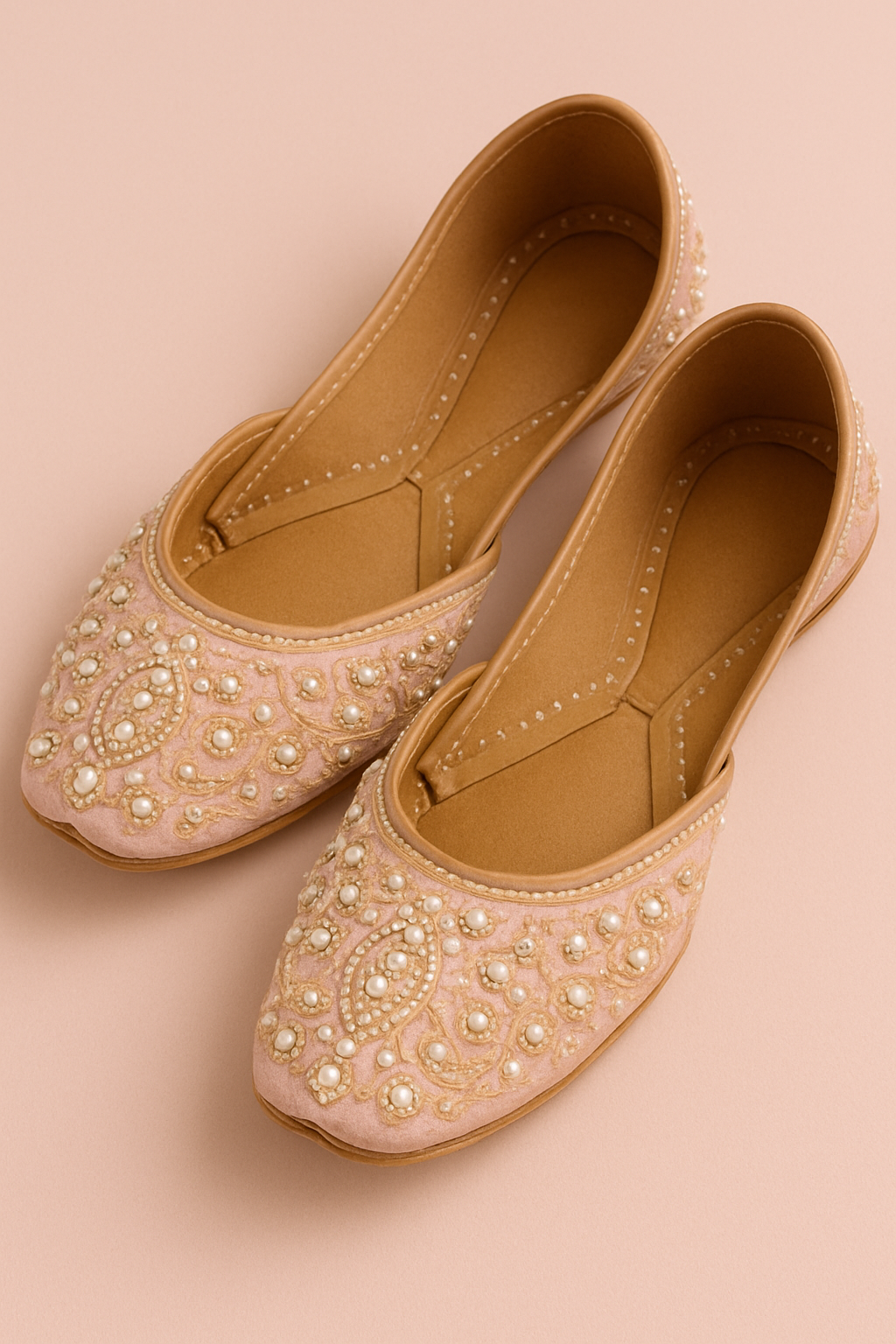Pearl-Studded Jutti